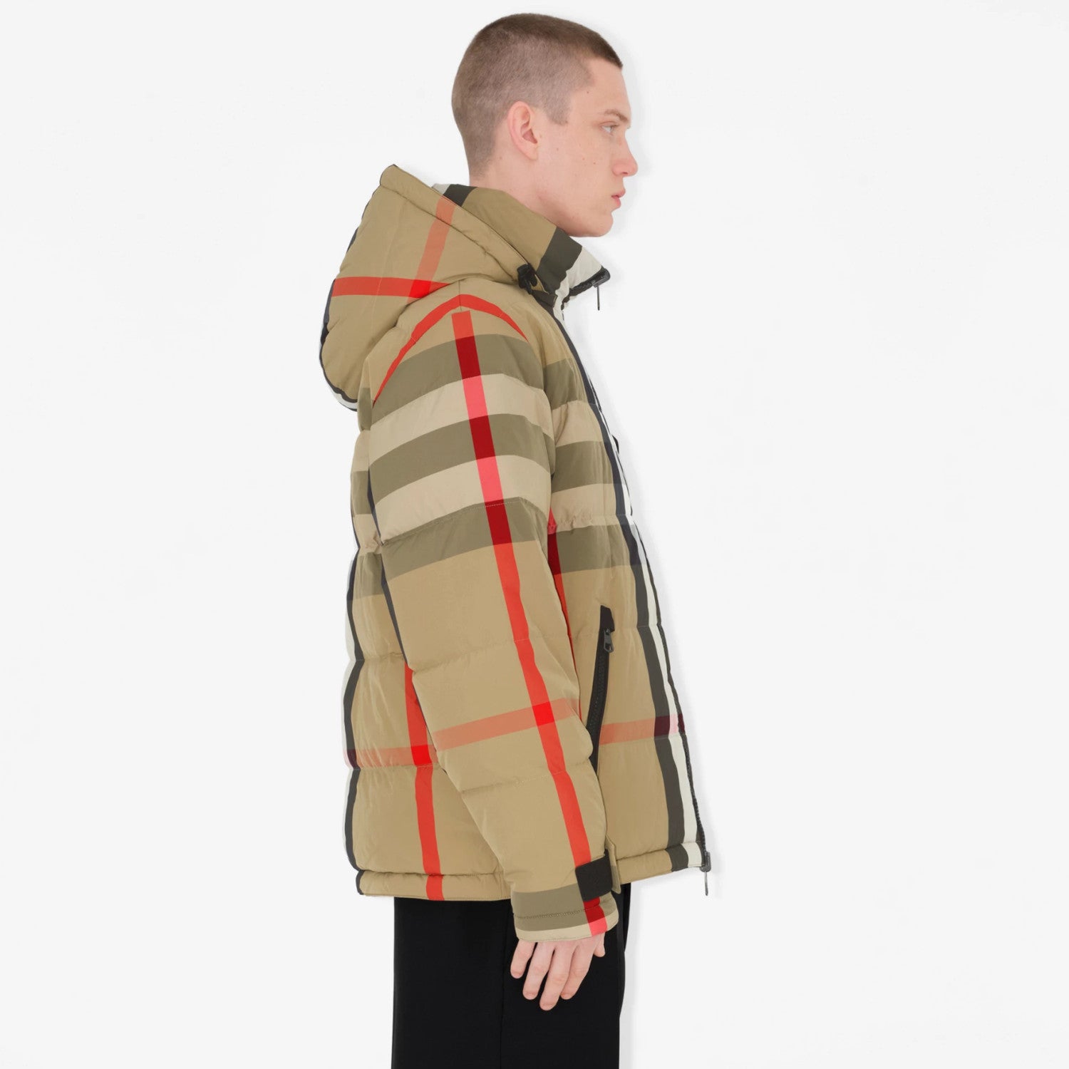 Burberry Men's Winter Fashion Casual Hooded Zip Up Checkered Reversible Double Sided Recycled Nylon Re:down Jacket #79371