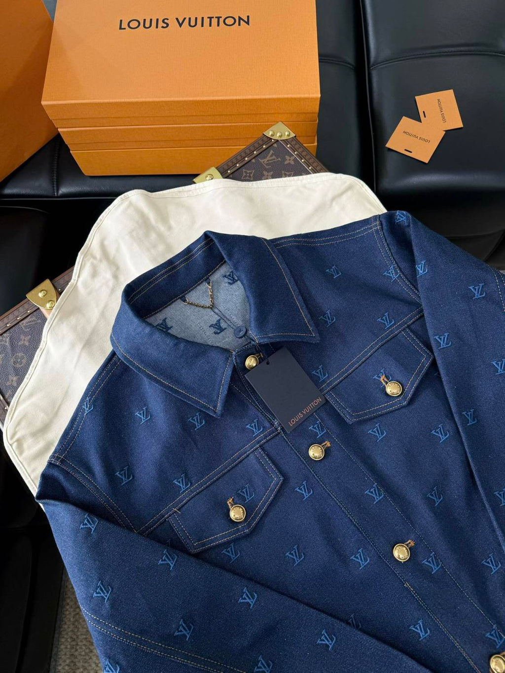 Louis Vuitton Men's Spring And Autumn Logo Embroidery Color Line Single Breasted Denim Long Sleeved Jacket Jeans Pants Set Suit #74128