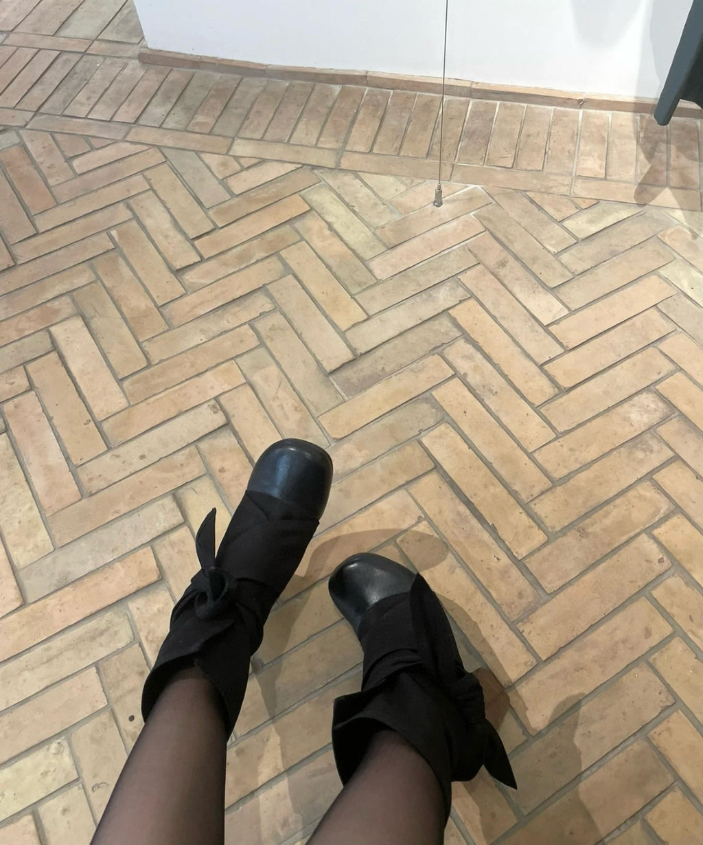 Lemaire Women's Canvas Leather High-Heeled Short Boots. Spring And Autumn Solid Color Bow Round Toe Lace-Up Thick Heel Casual Shoes Ngvp #2147