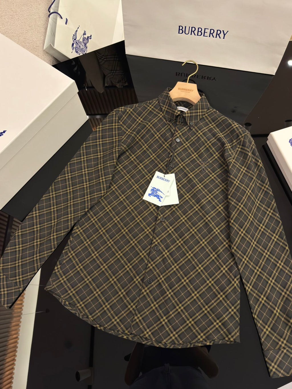 Burberry Men's Spring/Autumn Fashion Casual Loose Checkered Pattern Single Breasted Button Down Collar Long Sleeved Shirt #78318