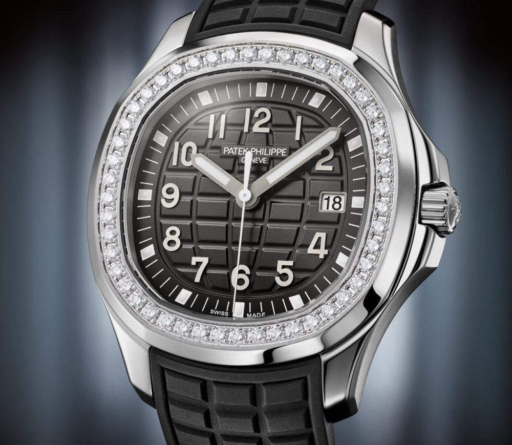 Patek Philippe Aquanaut Women's Quartz Movement Date Black Dial Stainless Steel Case Watch #97992