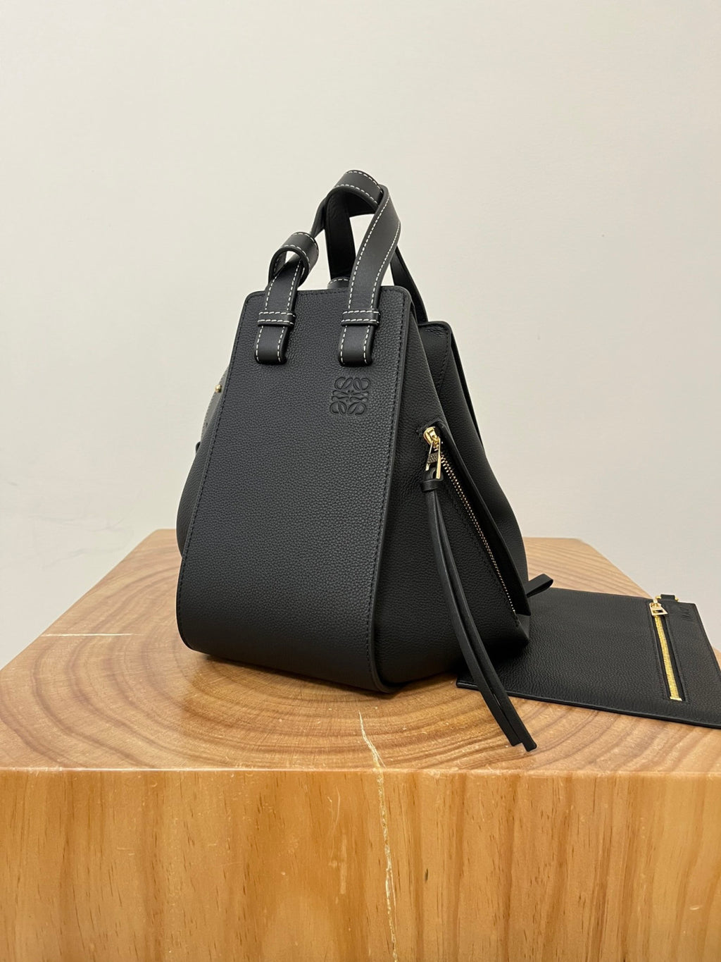 Loewe Small Hammock bag in classic calfskin Black#335867
