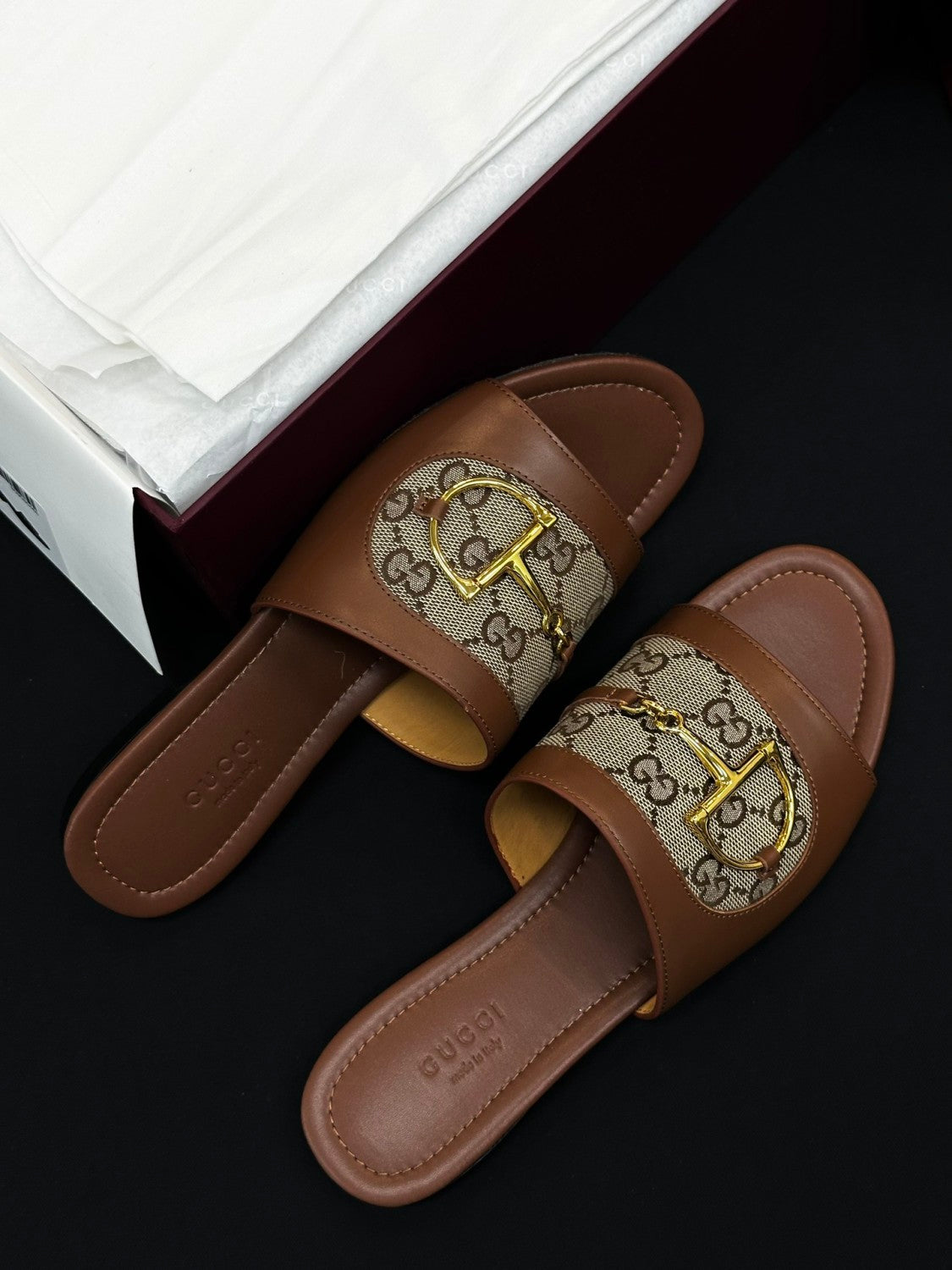 Gucci Women's Summer Fashion Casual Round Toe Flat Leather Horse Bit Buckle Sandals  Shoes #78393