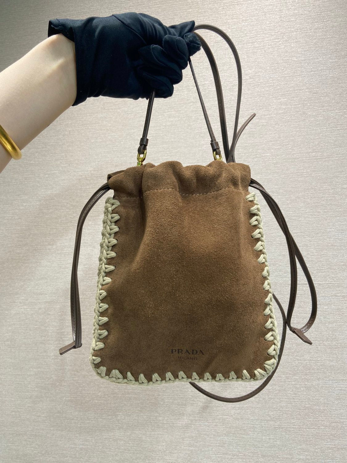 Prada Agave Suede Smartphone Case Men's And Women's Fashionable Small Bag Storage Pouches Crossbody Bags And Woven Bags 1ZT092_2FP1_F0384 #84418A