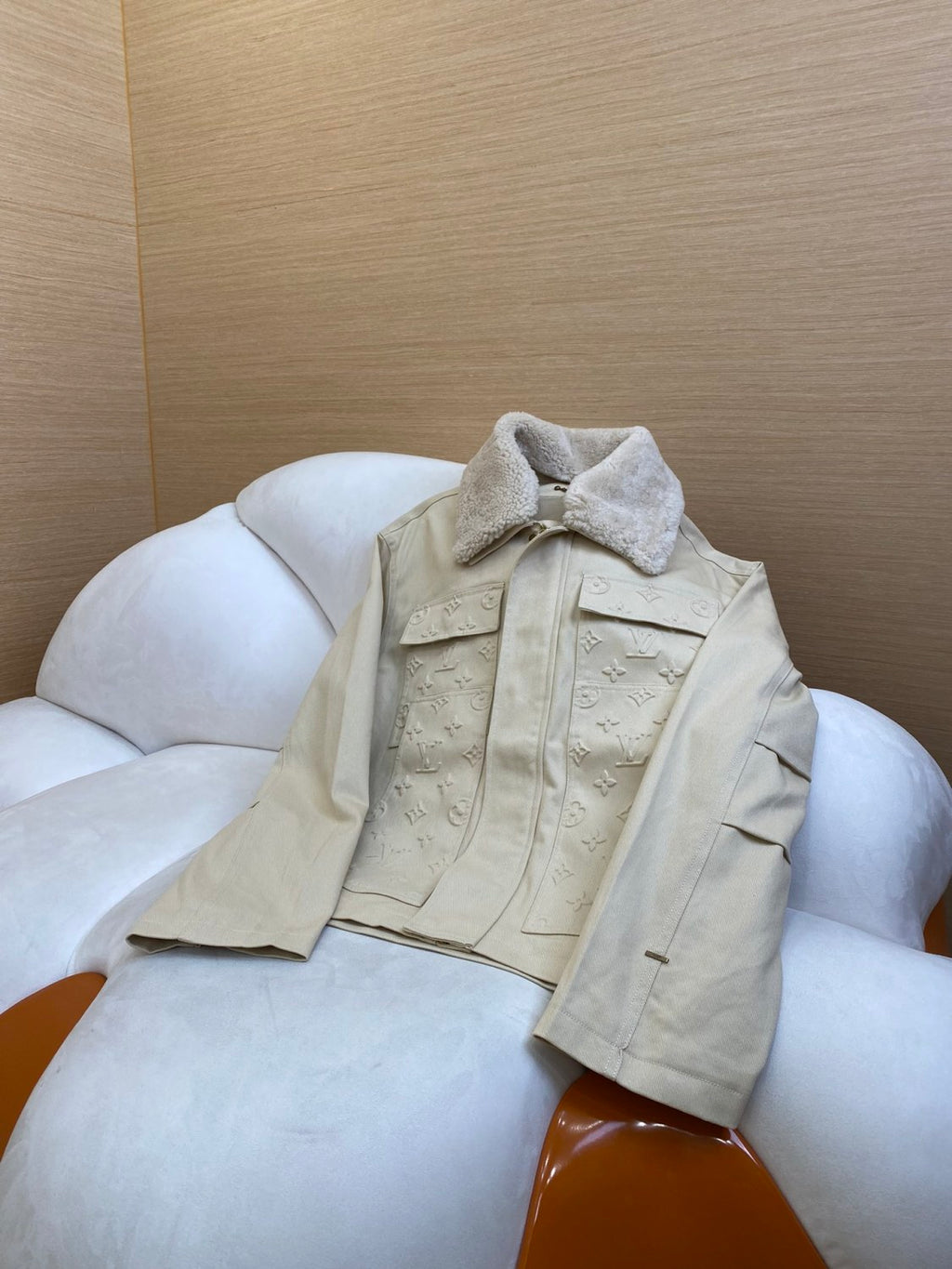 Louis Vuitton Men's Autumn and Winter Solid Color Letter Printed Cashmere Wool Collar Pocket Jacket Slim Straight Pants Suit Set #72811