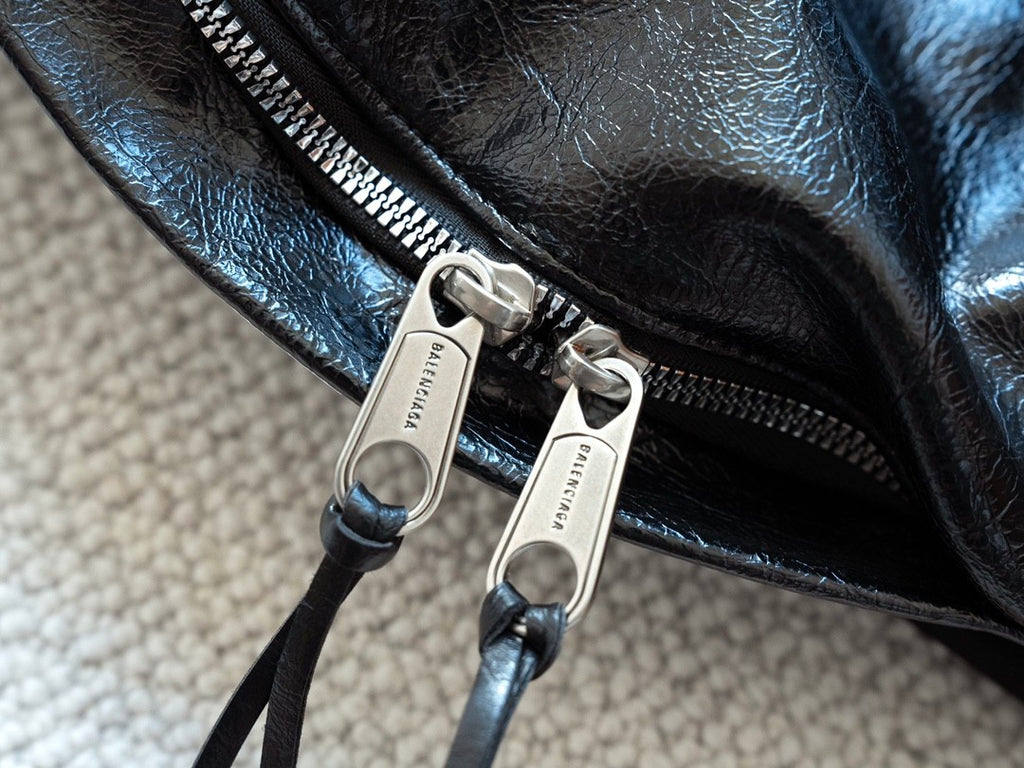 Balenciaga Men's Editor Backpack In Black/white Shoulder Bag Leather Zipper Fashion Trend Retro Bag Bags #81636
