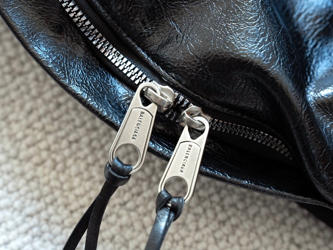 Balenciaga Men's Editor Backpack In Black/white Shoulder Bag Leather Zipper Fashion Trend Retro Bag Bags #81636
