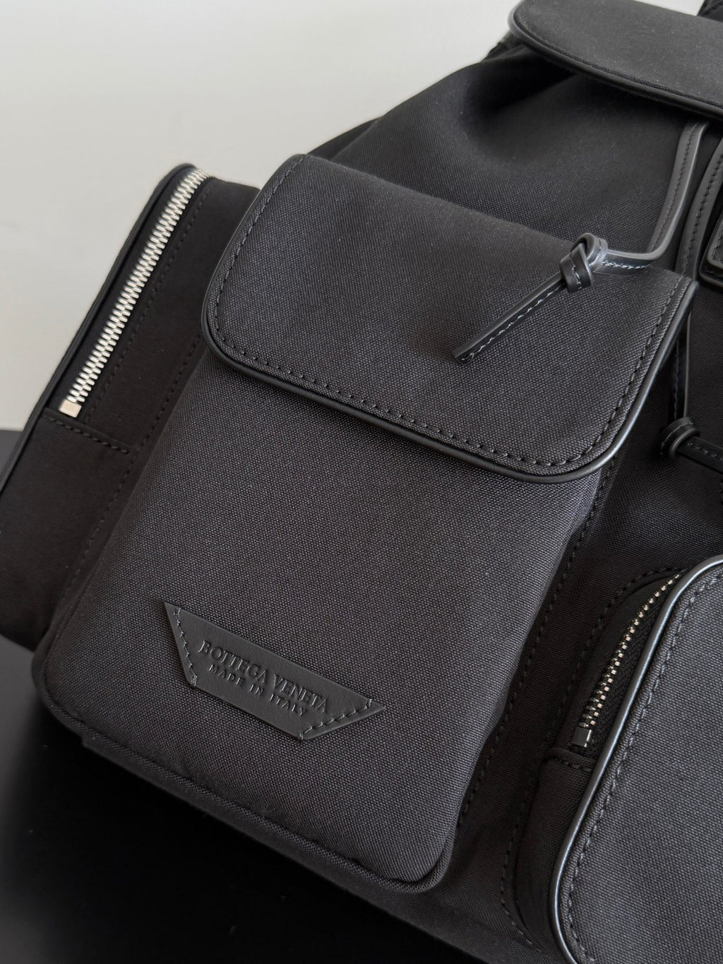 BOTTEGA VENETA  Crossroad Multi-Pocket Backpack Leather Label Nylon Shoulder Bag #332330