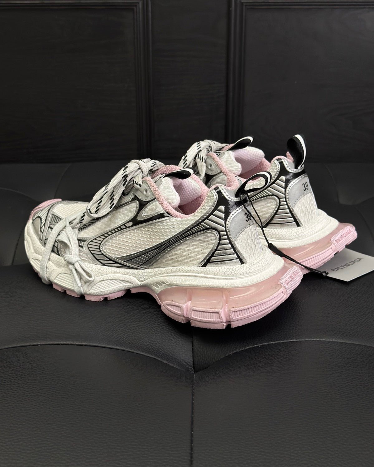 Balenciaga Men's and Women's 3xl Sneaker #377219