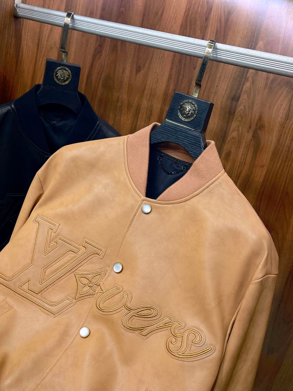 Louis Vuitton Men's Spring And Autumn Solid Color Logo Jacquard Single Breasted Casual Long Sleeved Jacket #73228