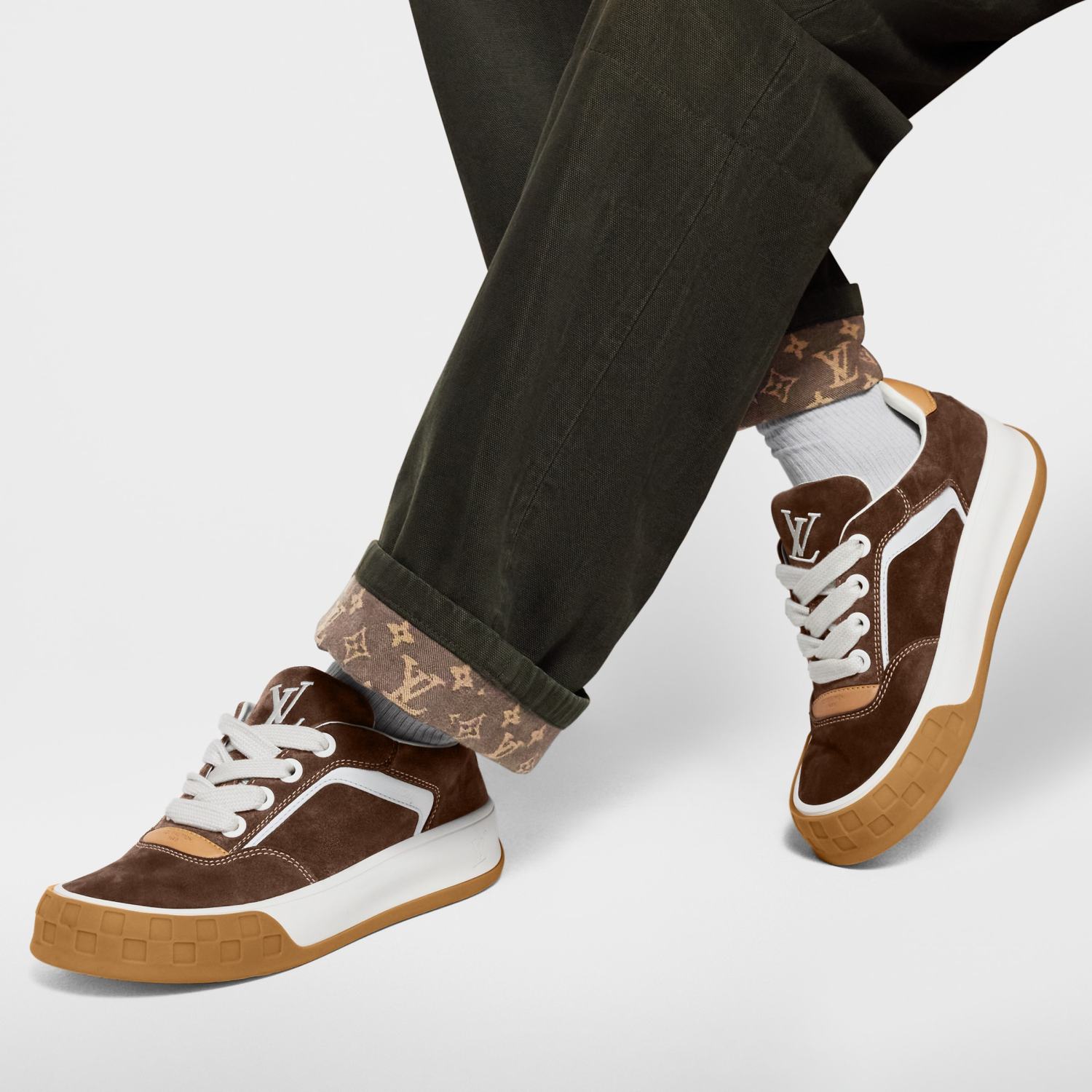 LOUIS VUITTON LV Tilted Sneaker Shoes #388719