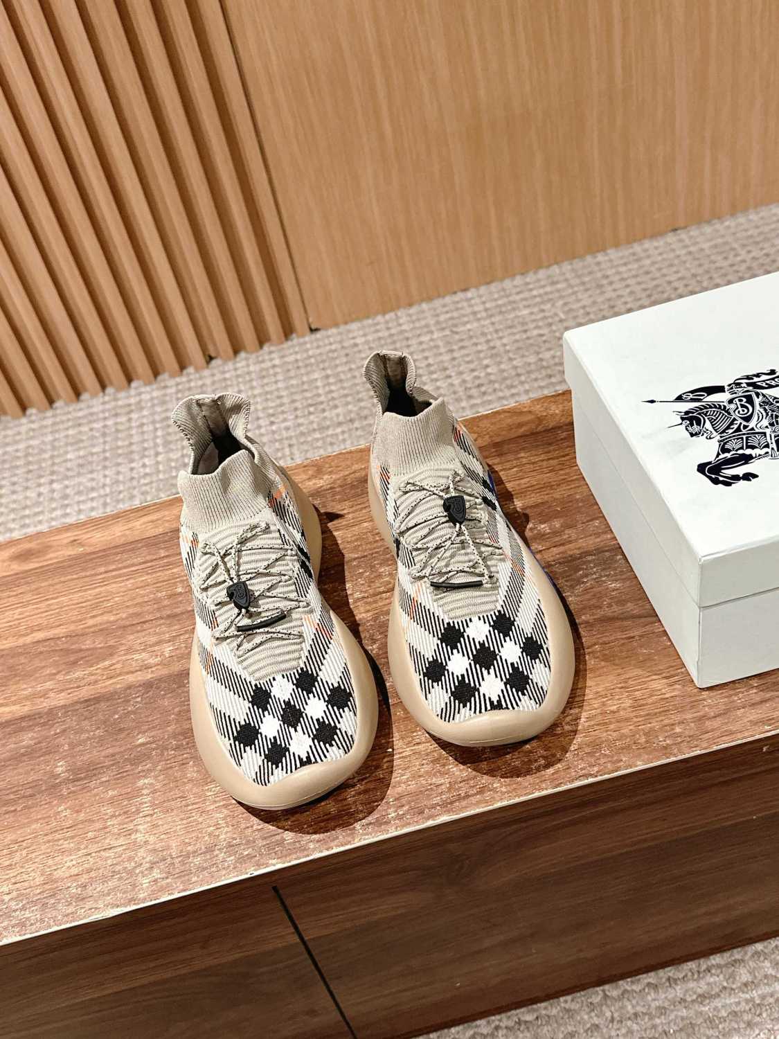 Burberry Neptune Men's Plaid Knit Low-Top Lace-Up Thick-Sole Sneakers Shoes #77226