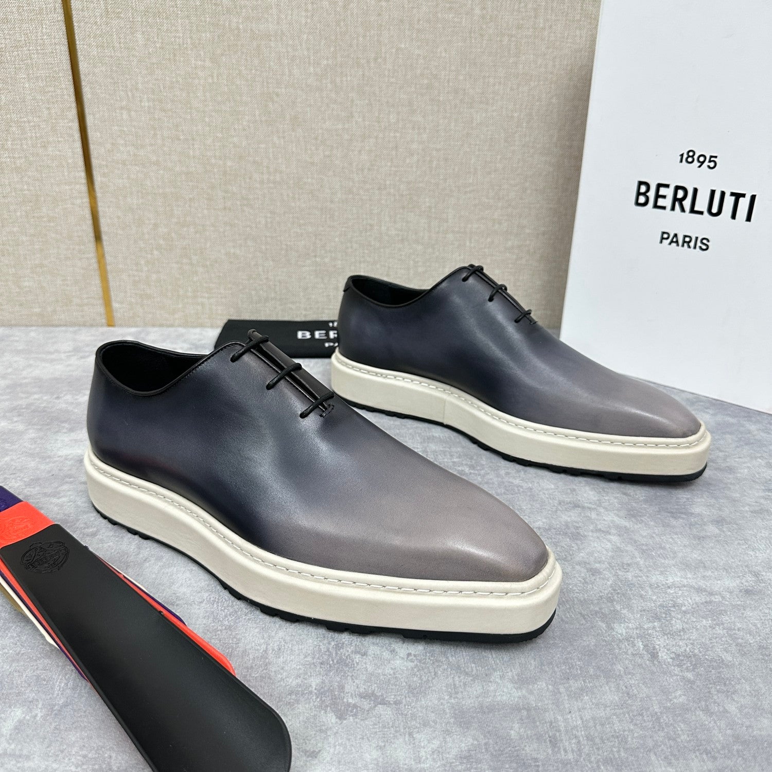 Berluti Alessandro Altof Men's Fall/Winter Fashion Classic Round Toe Slip On Lace Up Handcrafted Vintage Leather Oxford Shoes #79112