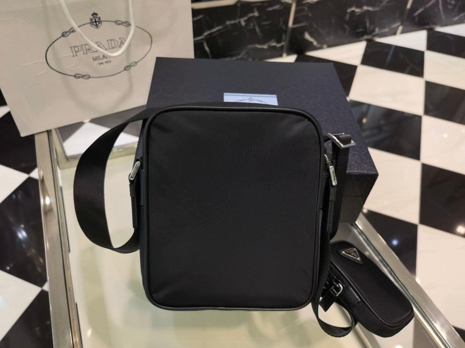 Prada Re-Nylon And Saffiano Men's And Women's Solid Color Fashion Casual Logo Triangle Emblem Minimalist Stylish Nylon Crossbody Bag Shoulder Bag Bags #79176
