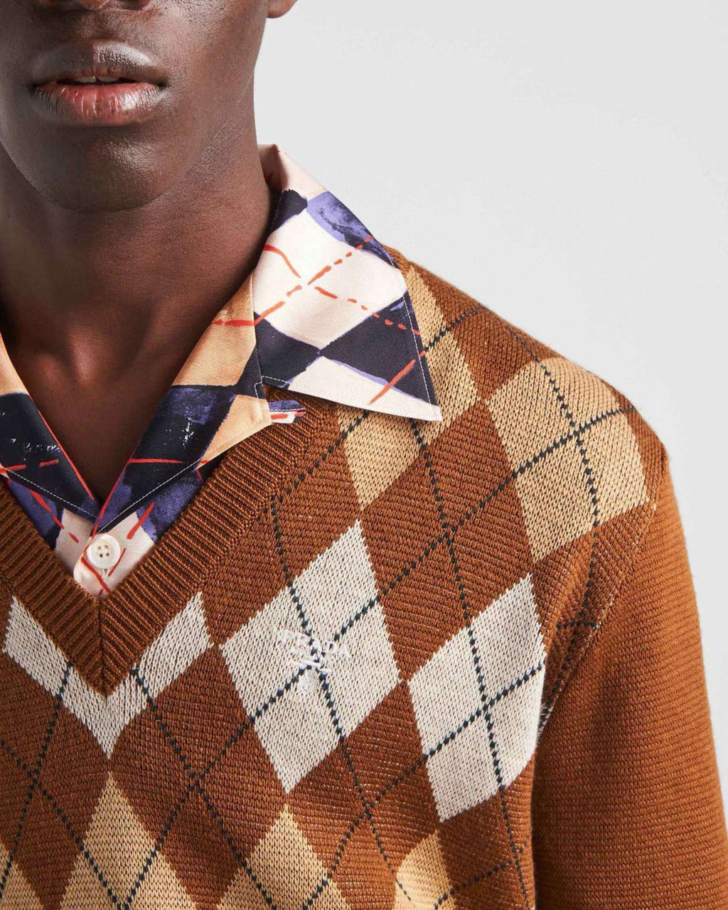Prada Men's Spring And Fall Brown Diamond Applique V-neck Knitted Wool Casual Long Sleeved Sweater #73612