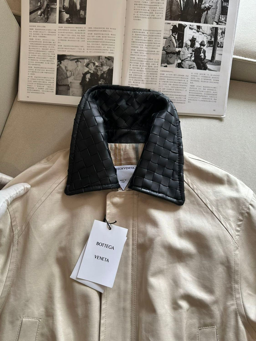 Bottega Veneta Men's Spring/Autumn Contrasting Collar Zipper Long Sleeve Leather Jacket #77115