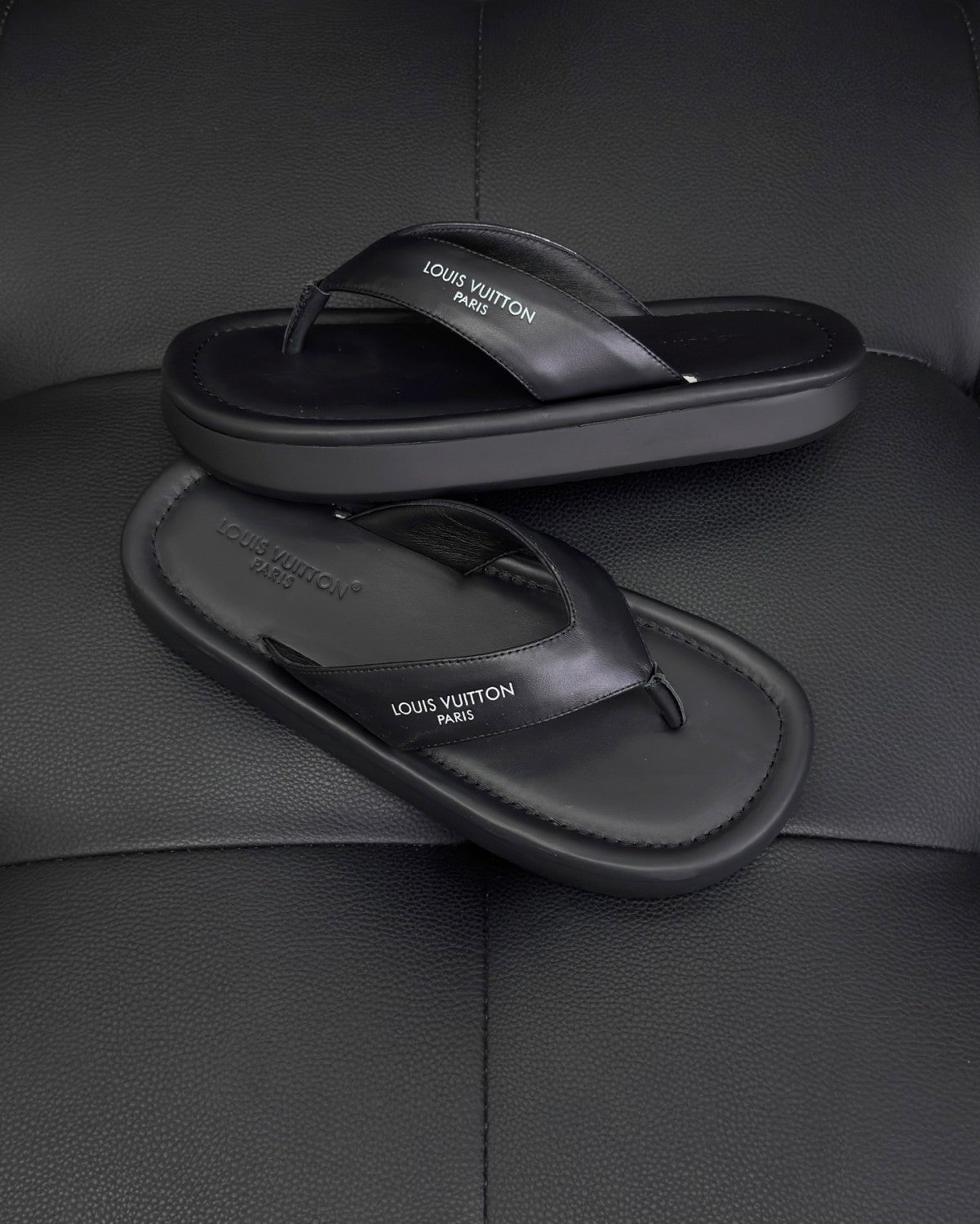 LOUIS VUITTONLV Flip Thong Shoes #387756