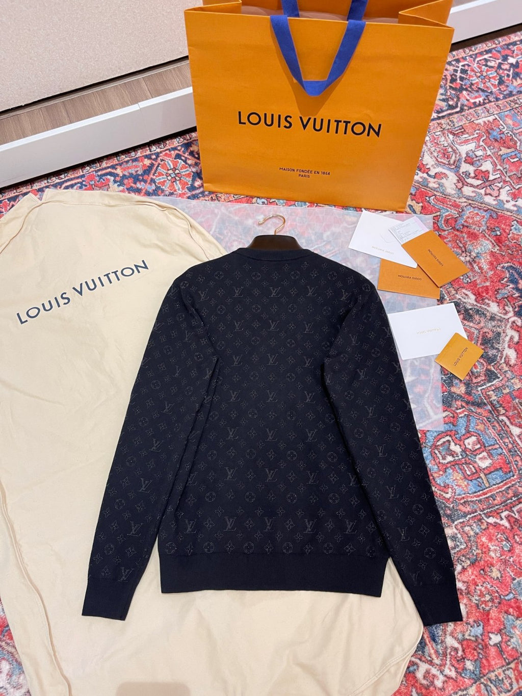 Louis Vuitton Men's Spring and Autumn Rhinestone Letter Logo Printed Round Neck Long Sleeve Sweater #75138