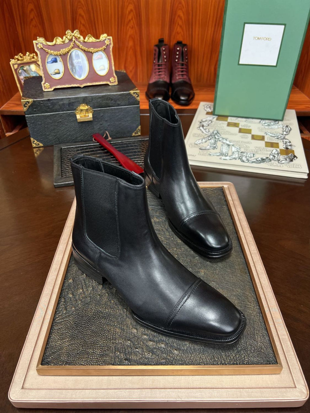 Tom Ford Men's Fashion Luxury Leather Chelsea Boots Autumn And Winter Black With Heel Leather Shoes Temperament Comfortable Shoes #81253