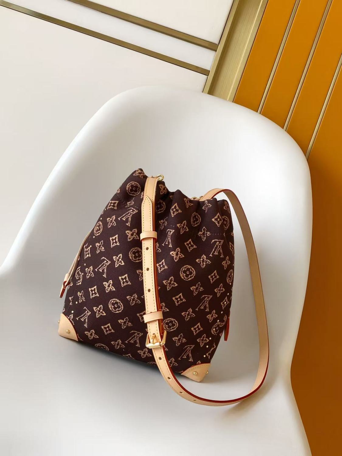 Louis Vuitton LV 2025 Early Spring Collection Women's Classic Noé Handbag M28103 Trunk Collection Monogram Reverse Canvas Handbag Shoulder Bag Bags #82543A