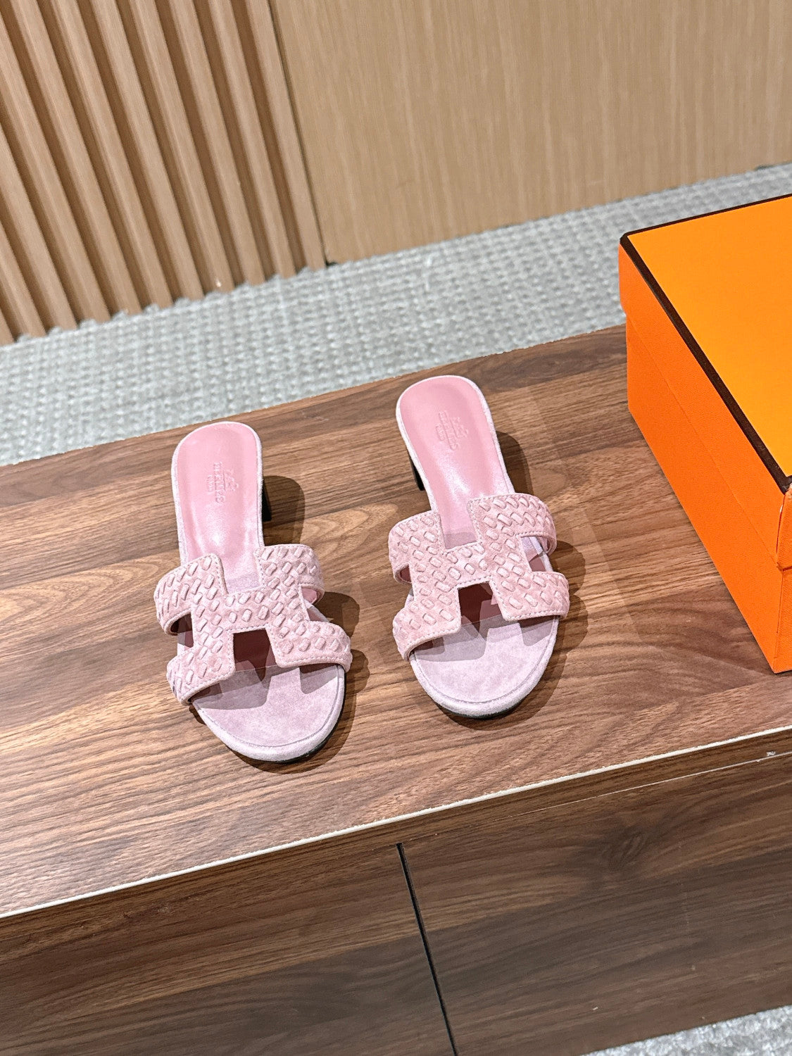 Hermès Woven Low Heel Slippers #384073