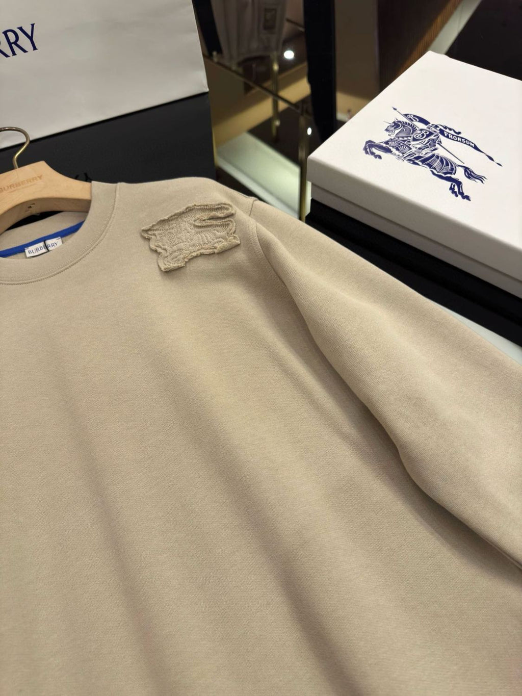 Burberry Men's Spring And Fall Solid Color Embroidery Pattern Print Round Neck Long Sleeved Sweatshirt Elastic Drawstring Casual Pants Suit Set #74742