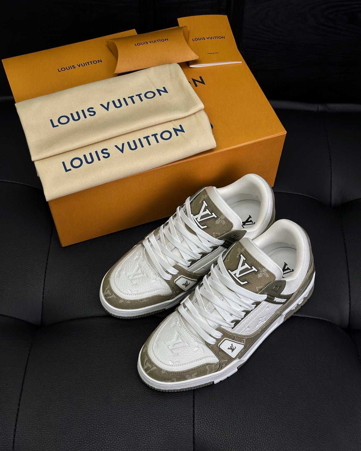 Louis Vuitton Men's LV Trainer Sneakers Four Seasons Retro Colorblocking Grained Cowhide Leather Mesh Round Toe Lace-Up Low Casual Shoes #81323