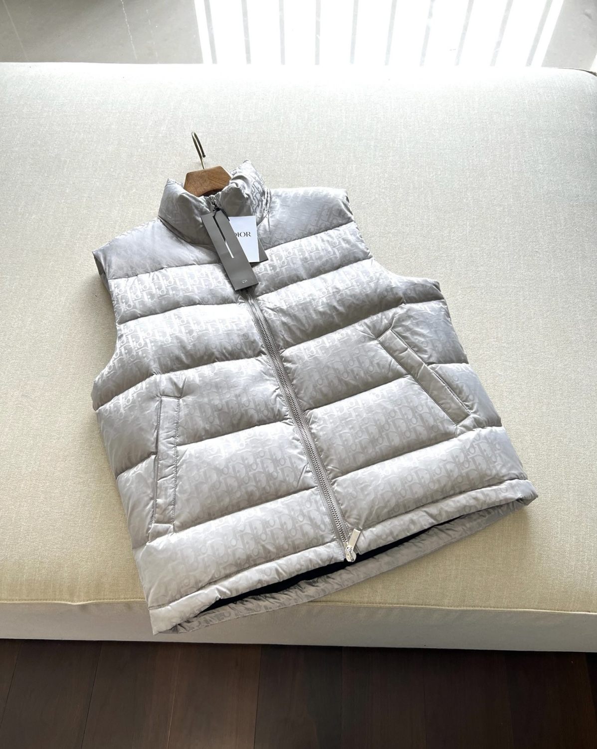 Dior Oblique Sleeveless Down Jacket Zip Puffer Vest Men's Autumn And Winter Fashion Trend Sleeveless Warm Jacket #96497