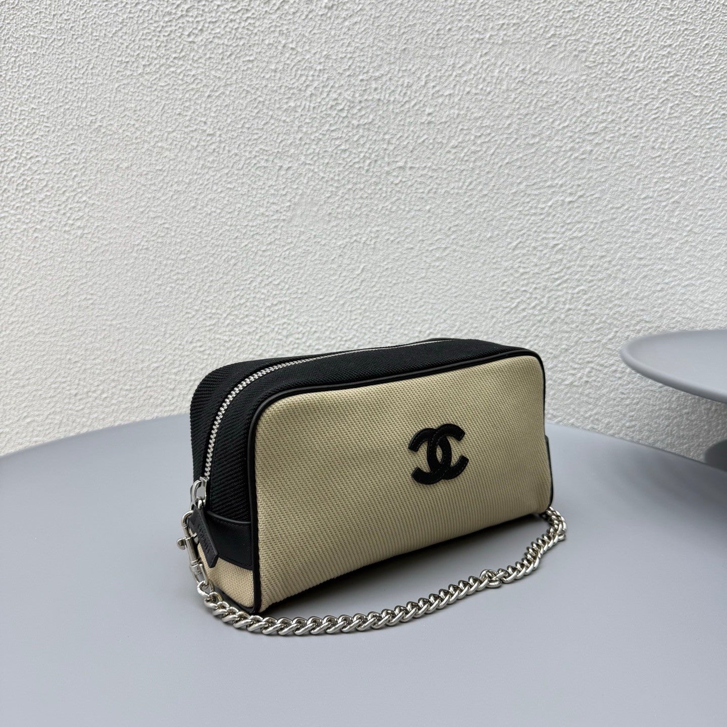Chanel Large Zipped Pouch Canvas Calfskin Silver-tone Metal Blue And Black Stylish And Elegant Make-up Bag Bags #84397A