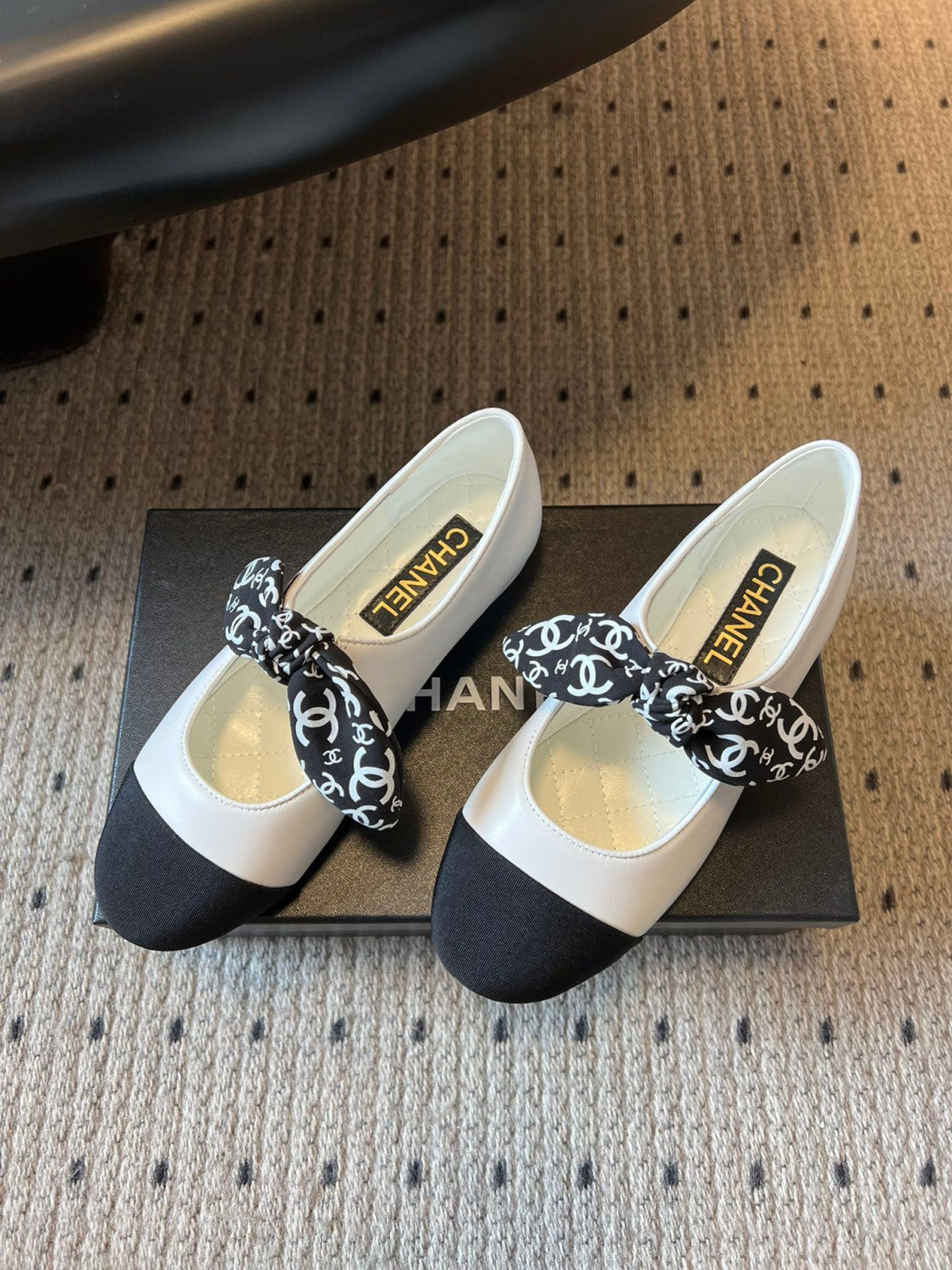 Chanel Mary Janes Lambskin Silk Grosgrain White Black #334248