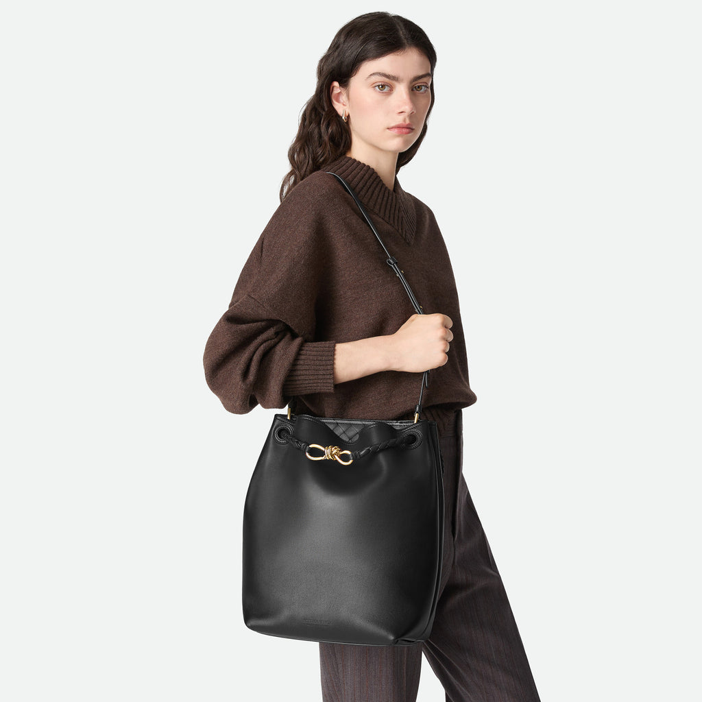 Bottega Veneta Andiamo Women's Fashion Classic Solid Color Leather Bucket Bag Crossbody Tote  Bag  Bags 844169V4O922250 #79186