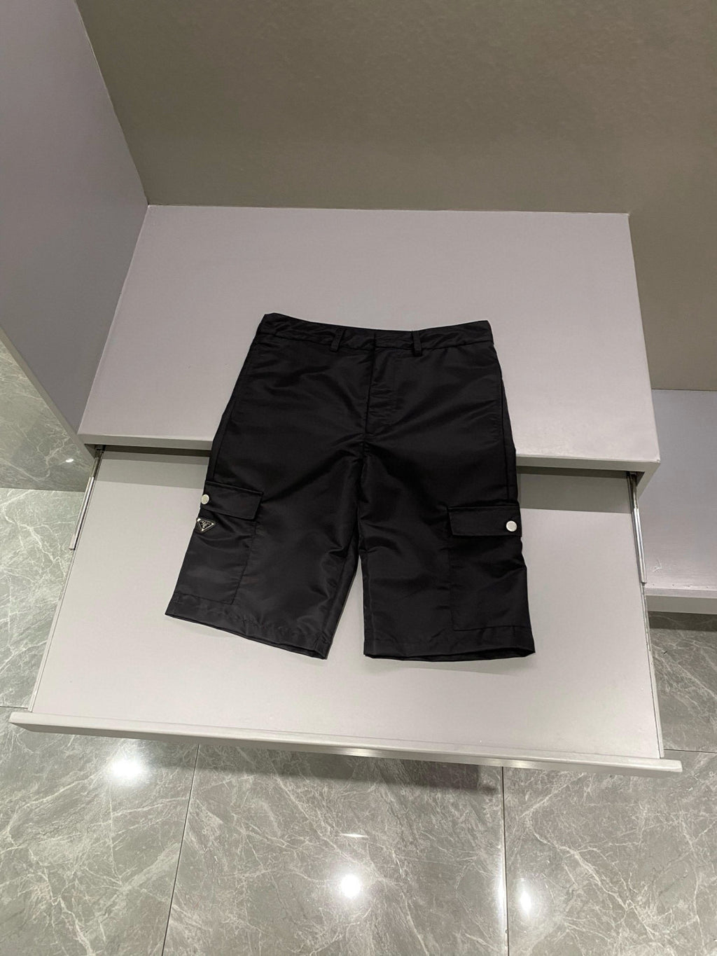 Prada Men's Summer Solid Colour Triangle Logo Nylon Casual Zip Up Shorts Pants #99229