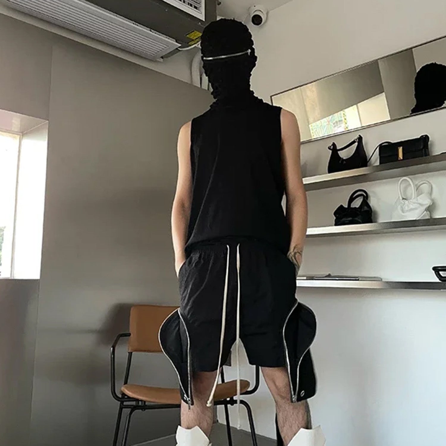 Rick Owens  Casual shorts with zippered large pockets #91112