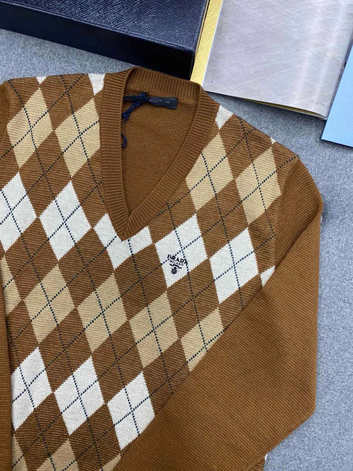 Prada Men's Spring And Fall Brown Diamond Applique V-neck Knitted Wool Casual Long Sleeved Sweater #73612