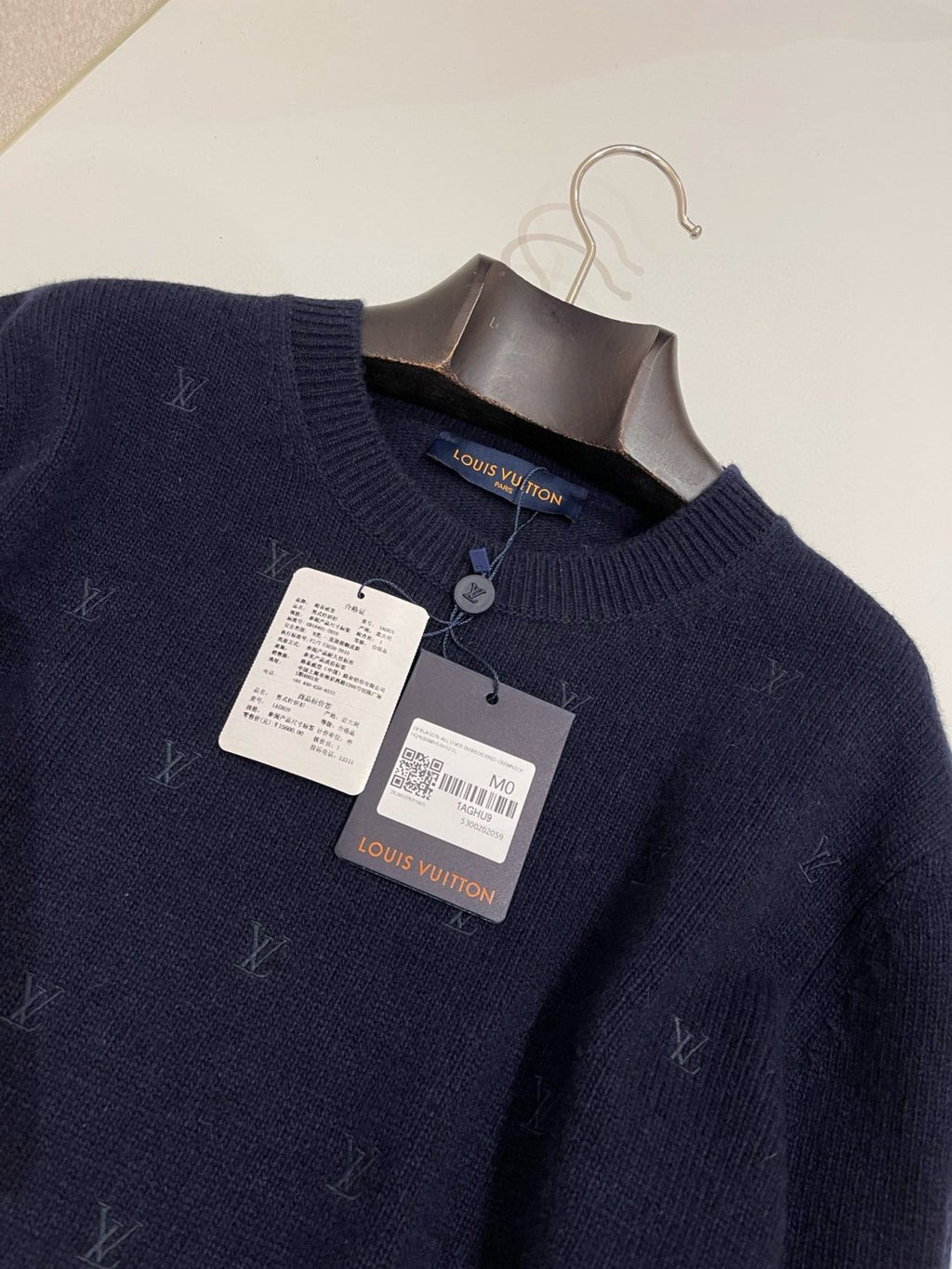 Louis Vuitton Men's Spring and Autumn Solid Color Embroidery Logo Printed Crew Neck Knit Wool Sweater #73953