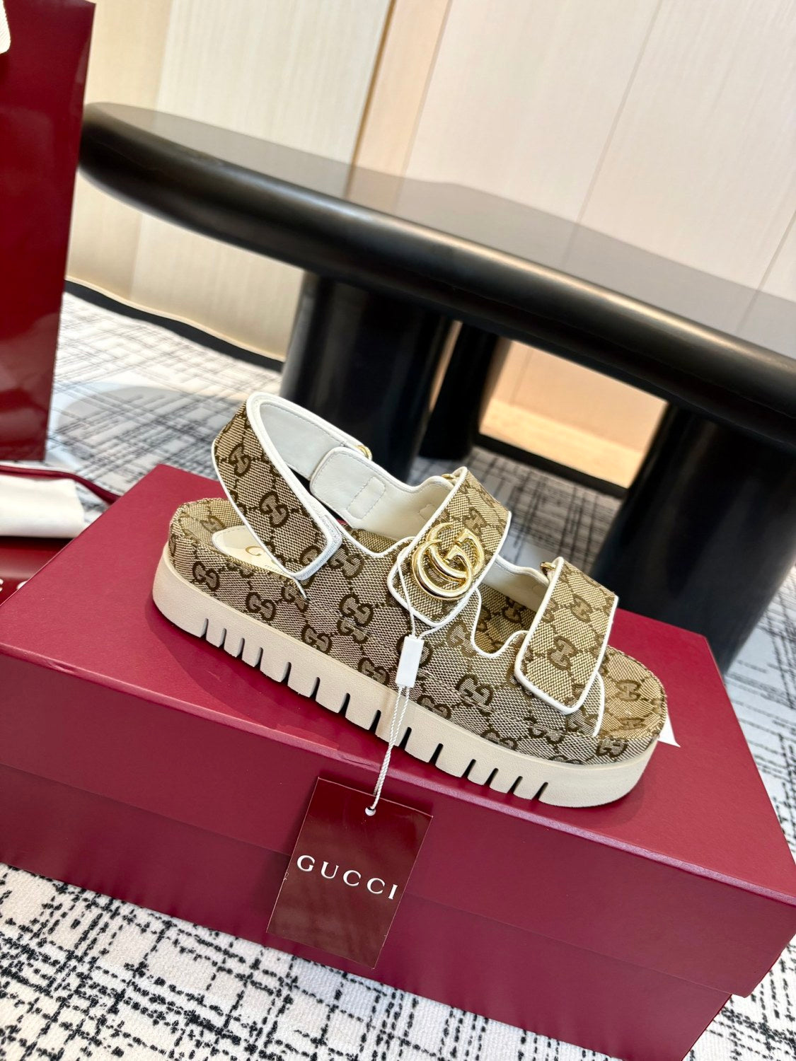 Gucci Women's Summer Solid Color Canvas Round Toe Velcro Sandals Shoes #77322