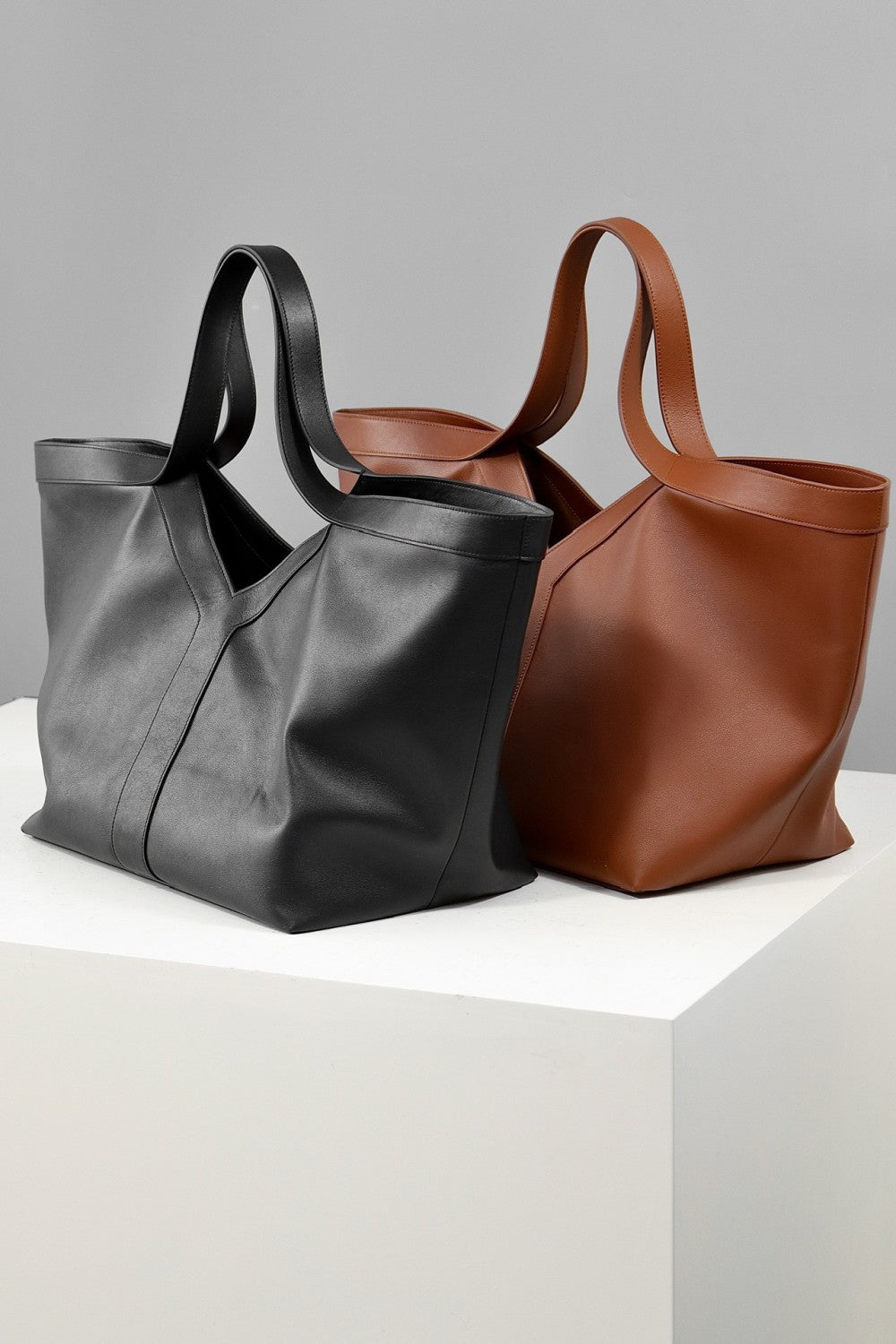 SAINT LAURENT Women's Fashion Classic Solid Color Leather Brand Logo Hook Closure Tote Bag Handbag Bags 839976-AAEB3-1000 #78415