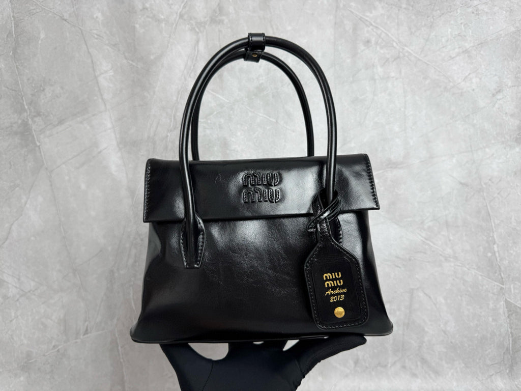 MiuMiu Jang Won-young Leather Double-sided flap Vintage handbag Shoulder bag bags #194095