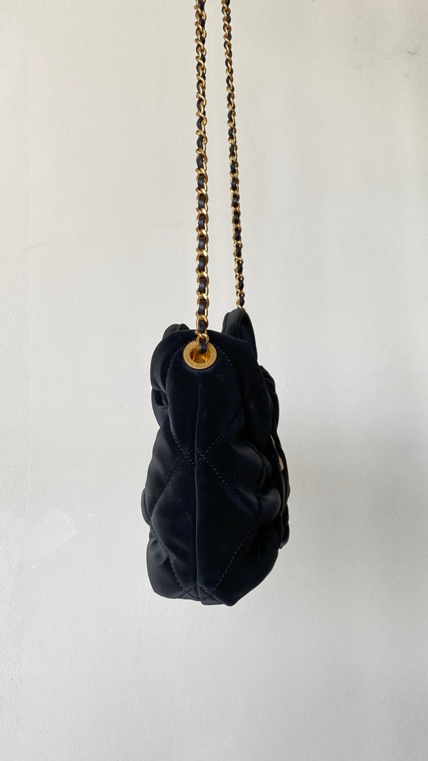 Chanel Minitasche in Schleifenform Nylon Mit Samteffekt #333804