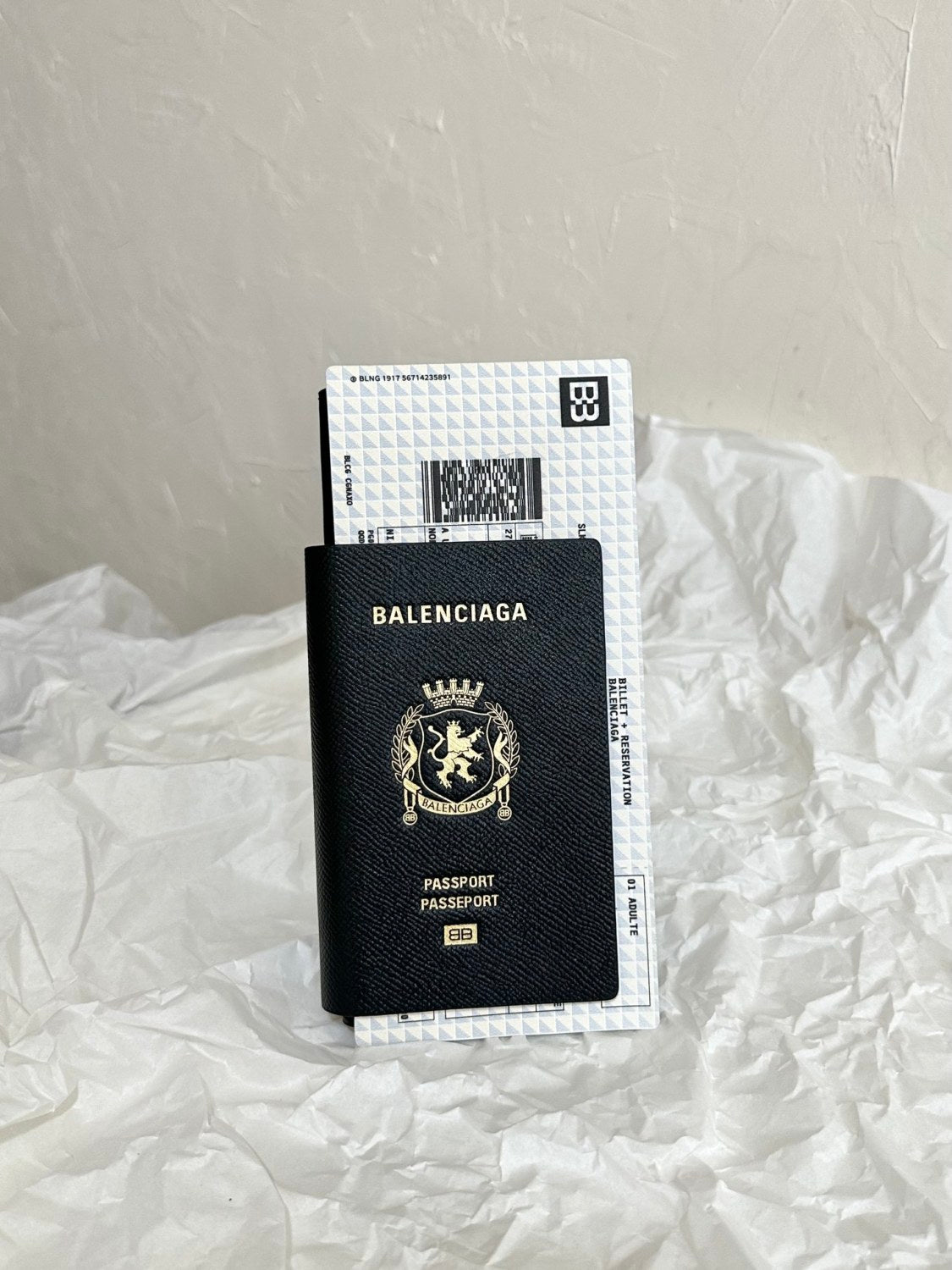 Balenciaga Men's Solid Color Alphabet Logo Embossed Lambskin Passport Case Wallet Cell Phone Bag Bags #195349