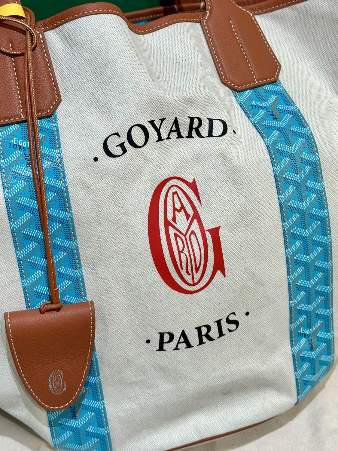 Goyard 2026 Limited Edition Belharra Mm Bag In Turquoise Limited-edition Two-tone Canvas Beach Bag Stylish Casual Shopping Bags #197457