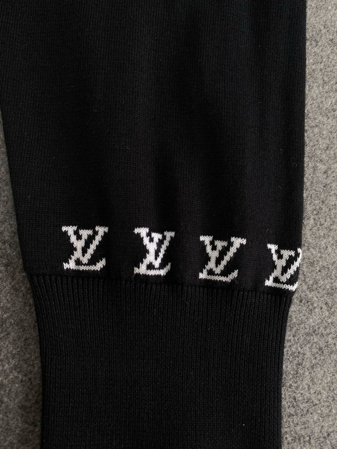 Louis Vuitton Men's Spring And Fall Logo Printed Crew Neck Black Cotton Long Sleeve Fitted Sweater #71473