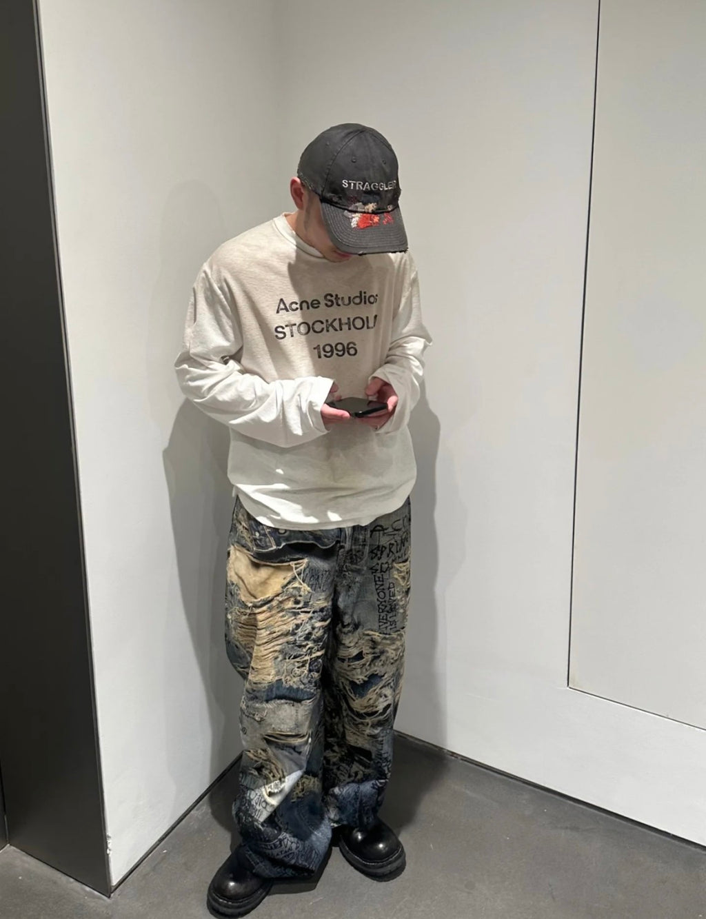 Acne Studios Men's Spring And Summer Ripped Graffiti Mise-en-scène Effect Print Denim Pants Super Loose Fit Jeans Fashion High Street Casual Blue Straight Trousers Ngvp #1186