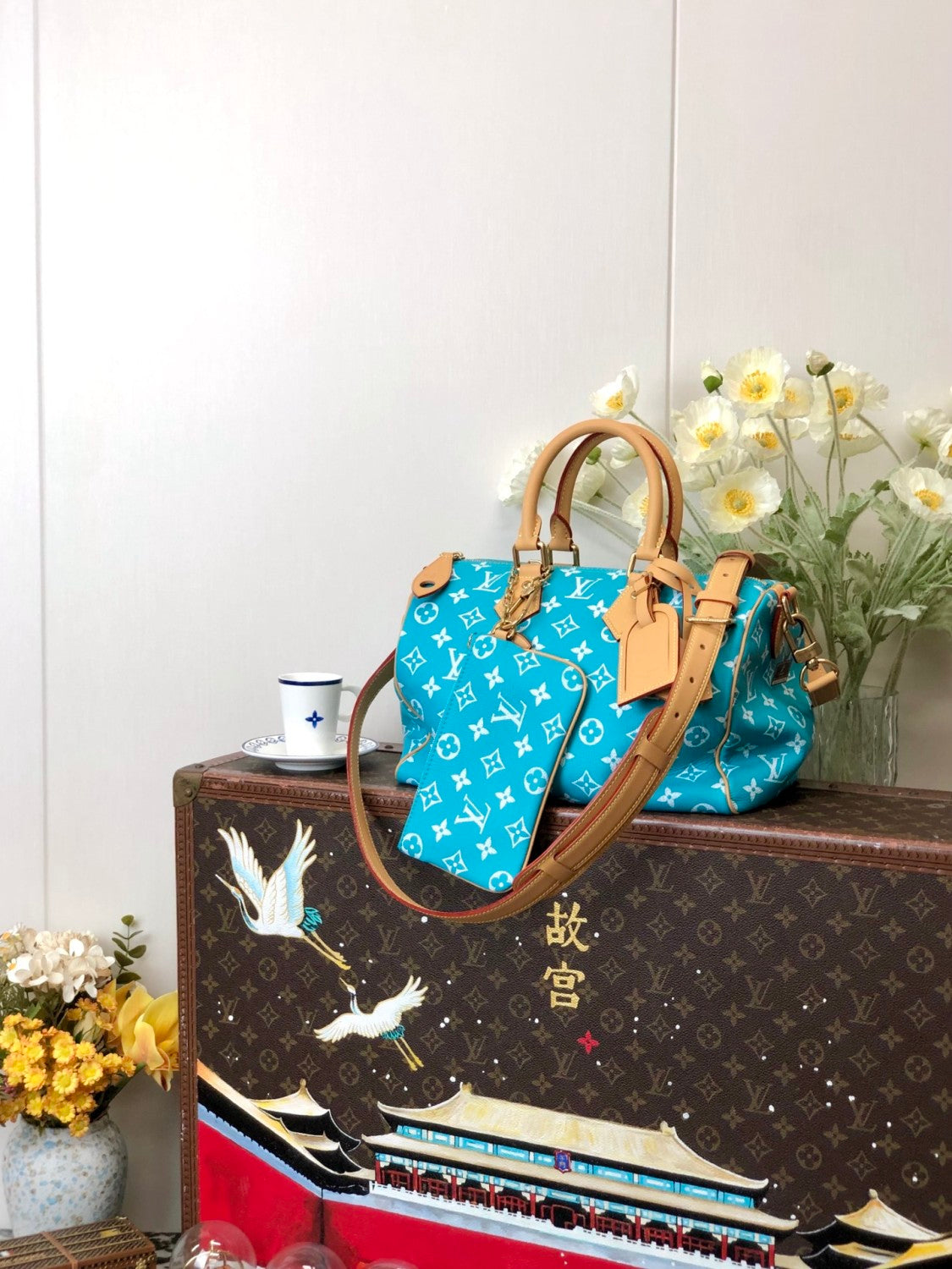 Louis Vuitton Women's Fashion Classic Lake Blue Logo Zipper Closure Leather Shoulder Bag Handbags In Small Medium And Large Sizes Crossbody Bag Bags #78664