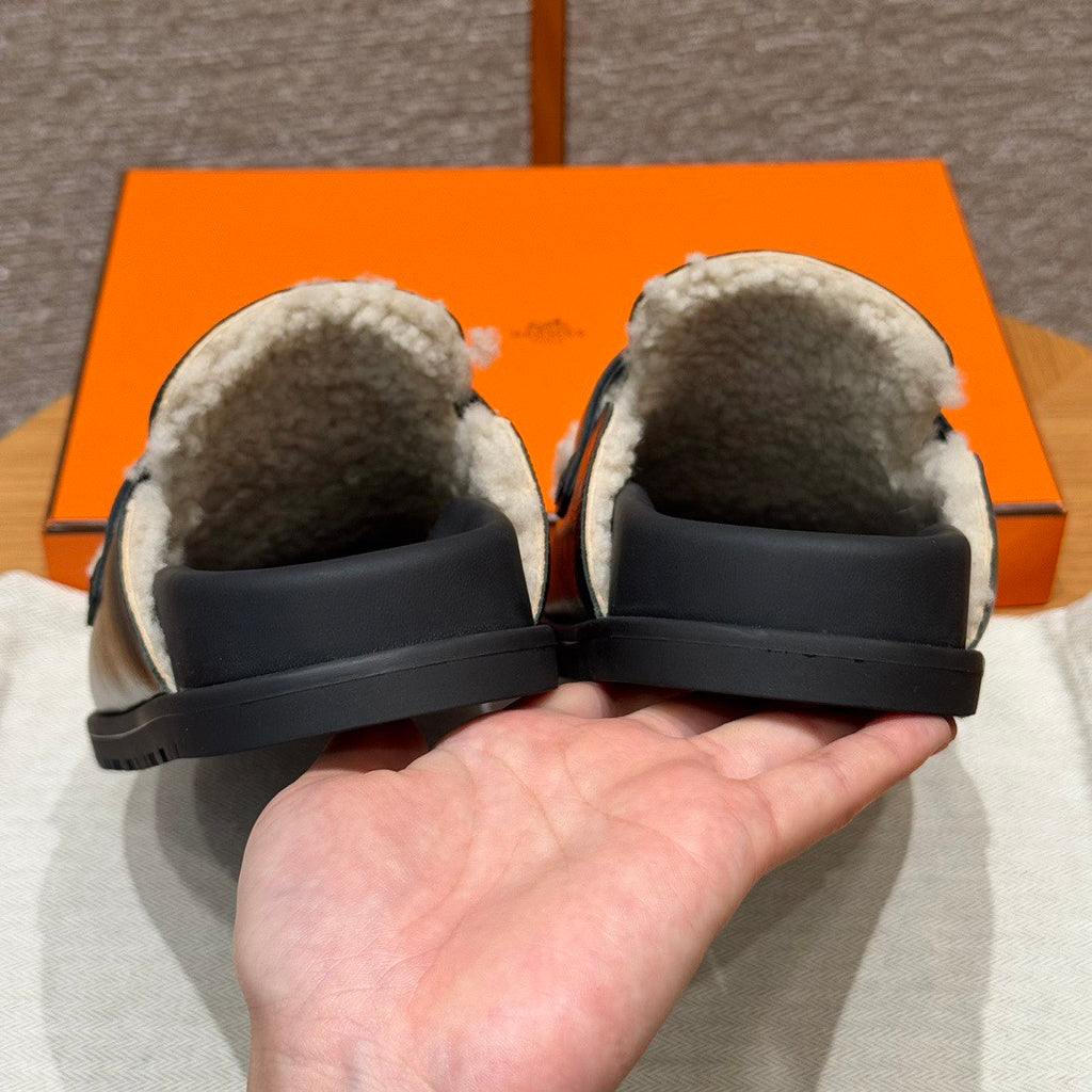 Hermès  Women's Go Mules Leather Round Toe Pumps Birkenstocks #333299