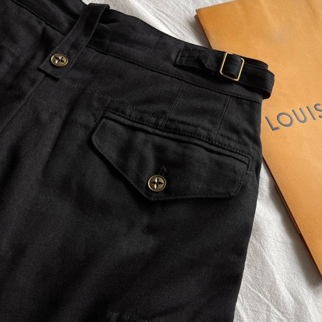 Louis Vuitton Men's Summer Black Logo Letter Loose 5 Points Short Pants #98875