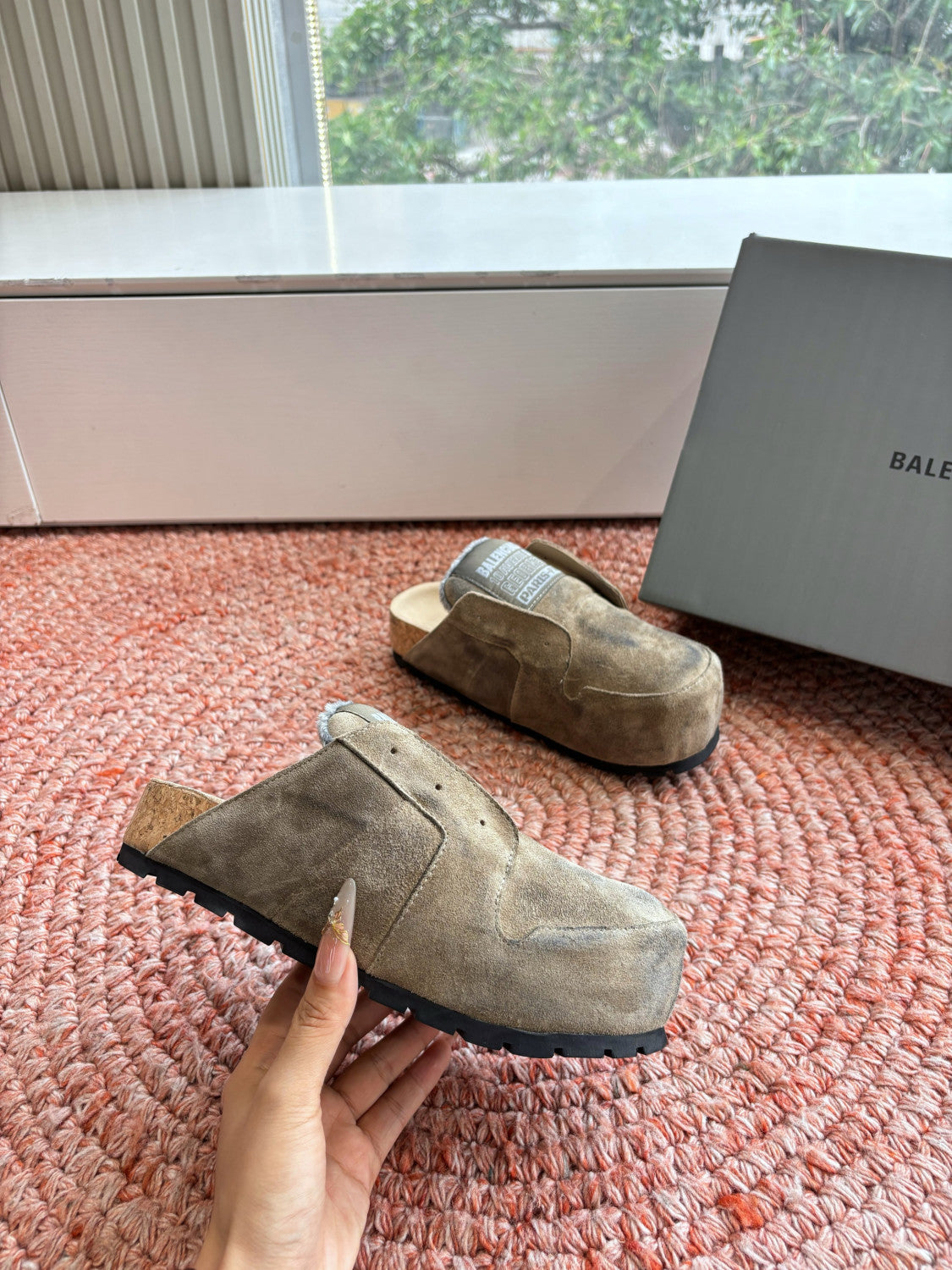 Balenciaga Dumbo Mule #377878