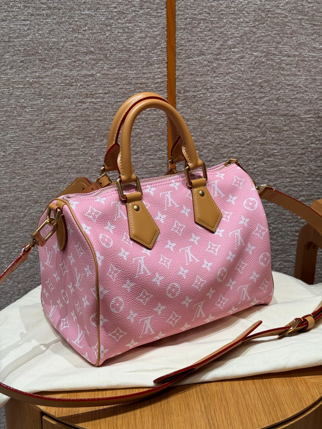 Louis Vuitton Speedy P9 Bandoulière 30 Women's Letter Printing Detachable Condition Shoulder Strap Zipper Closure Coated Canvas Single Shoulder Crossbody Tote Travel Bag Bags #77679