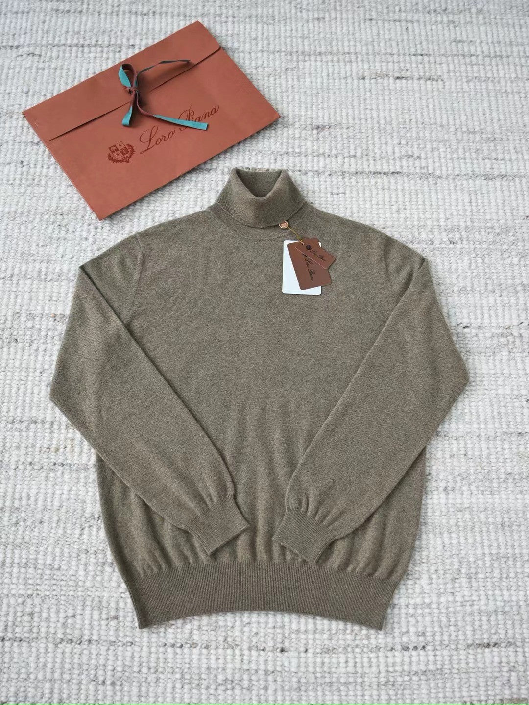 Loro Piana Men's Dolcevita Classic High-Neck Sweater Spring/Fall/Winter Solid-Color Long-Sleeve Cashmere Knit Ngvp #2721