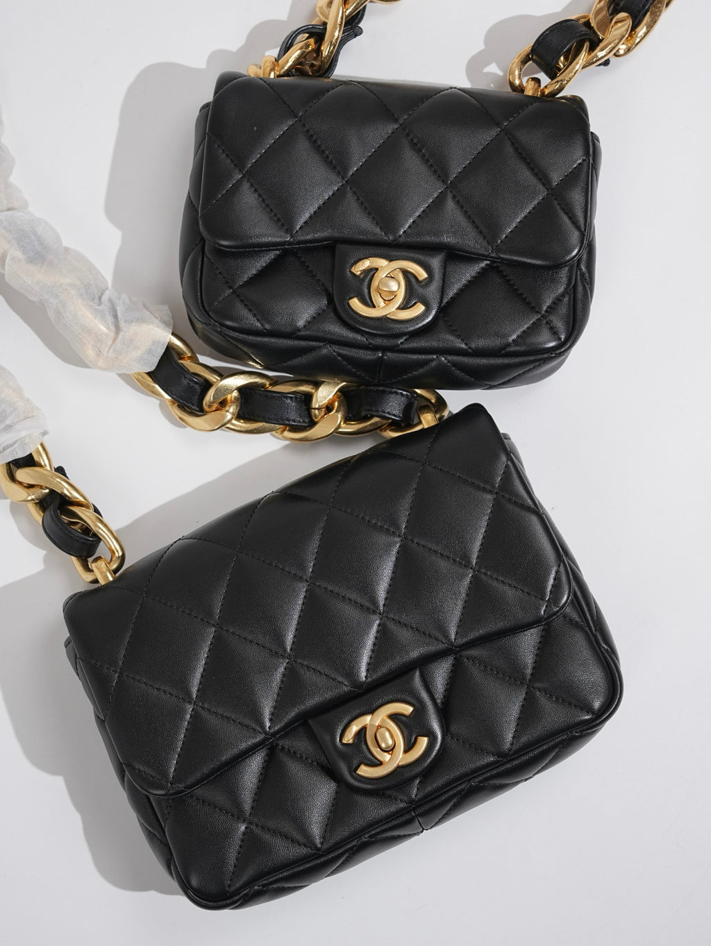 Chanel  Chunky Chain Black Gold Square Pouch Stylish And Elegant Evening Clutch Bag Crossbody Bag #195121
